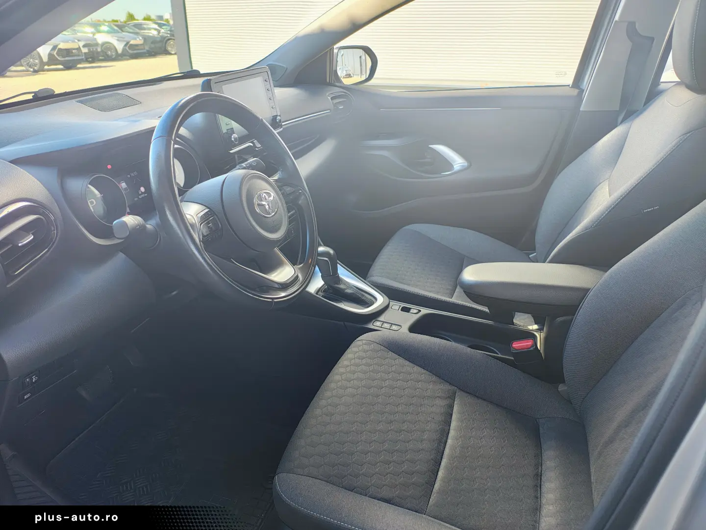 Toyota Yaris Hybrid Dynamic 1.5 CVT