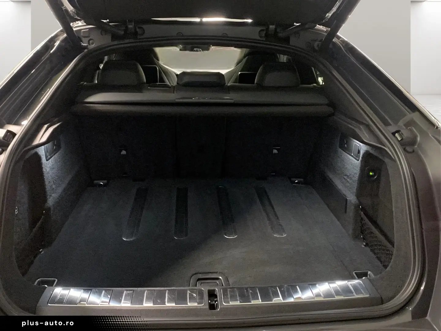 BMW X6 M Massage Bowers & Wilkins AHK Laser Kamera