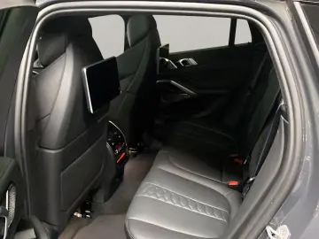 BMW X6 M Massage Bowers & Wilkins AHK Laser Kamera