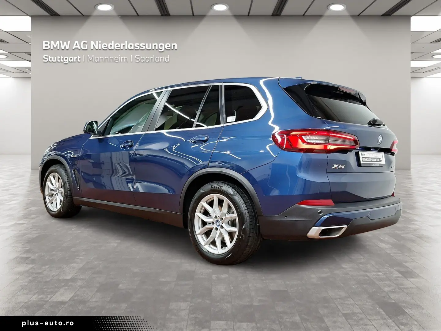 BMW X5 xDr45e DAProf H&K 360 TrailerHitch Laser 4ZClima