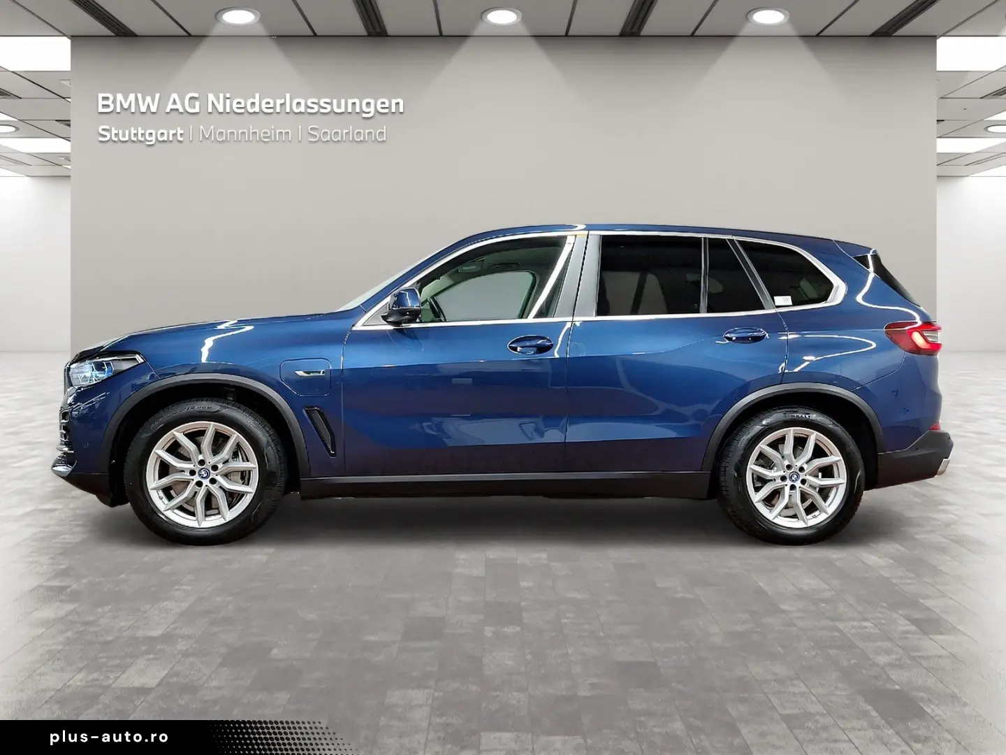 BMW X5 xDr45e DAProf H&K 360 TrailerHitch Laser 4ZClima