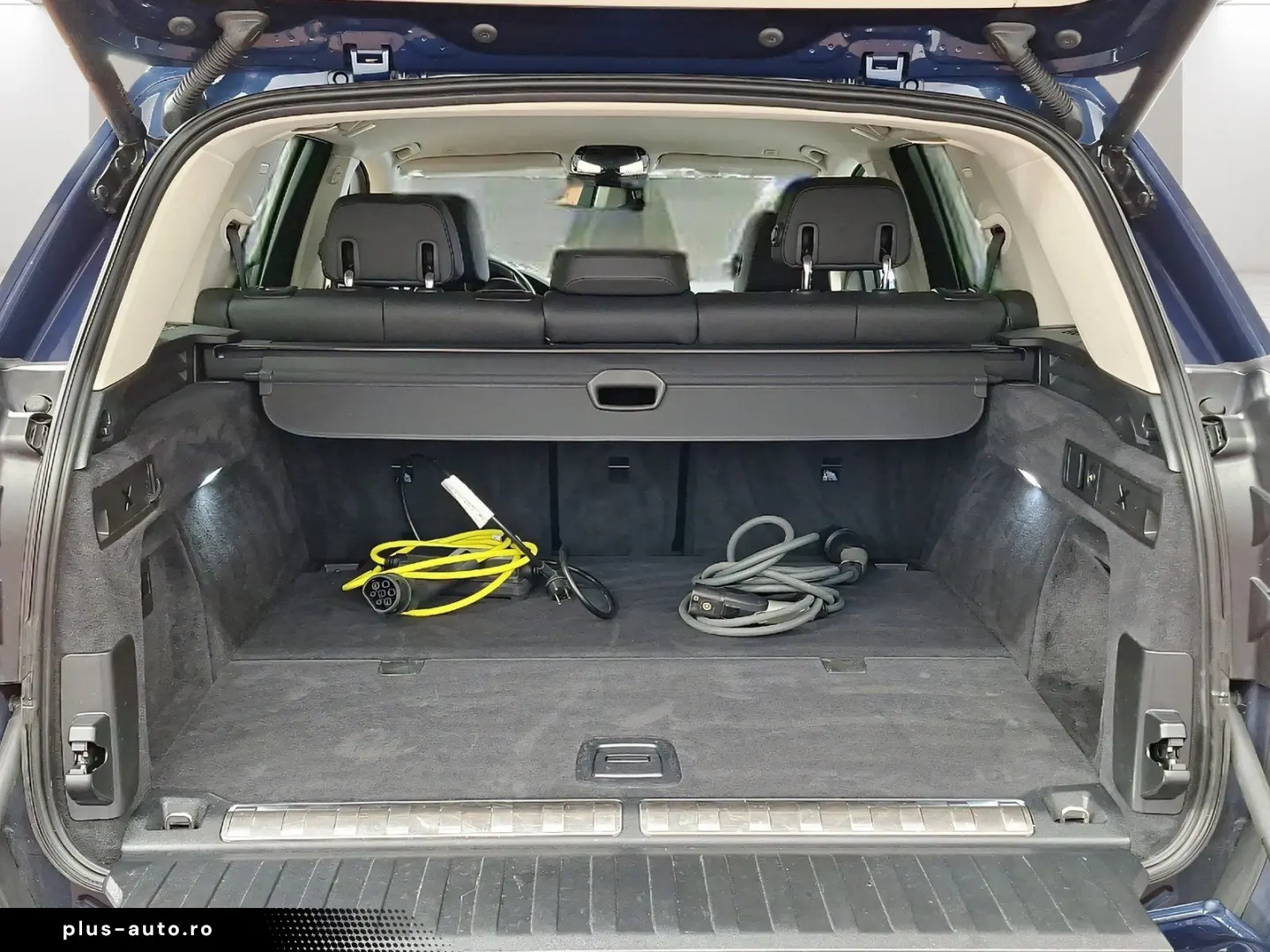 BMW X5 xDr45e DAProf H&K 360 TrailerHitch Laser 4ZClima