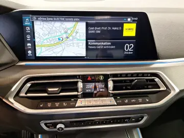 BMW X5 xDr45e DAProf H&K 360 TrailerHitch Laser 4ZClima