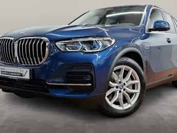 BMW X5 xDr45e DAProf H&K 360 TrailerHitch Laser 4ZClima