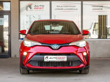Toyota C-hr HYBRIDE 1.8L DYNAMIC BUSINESS