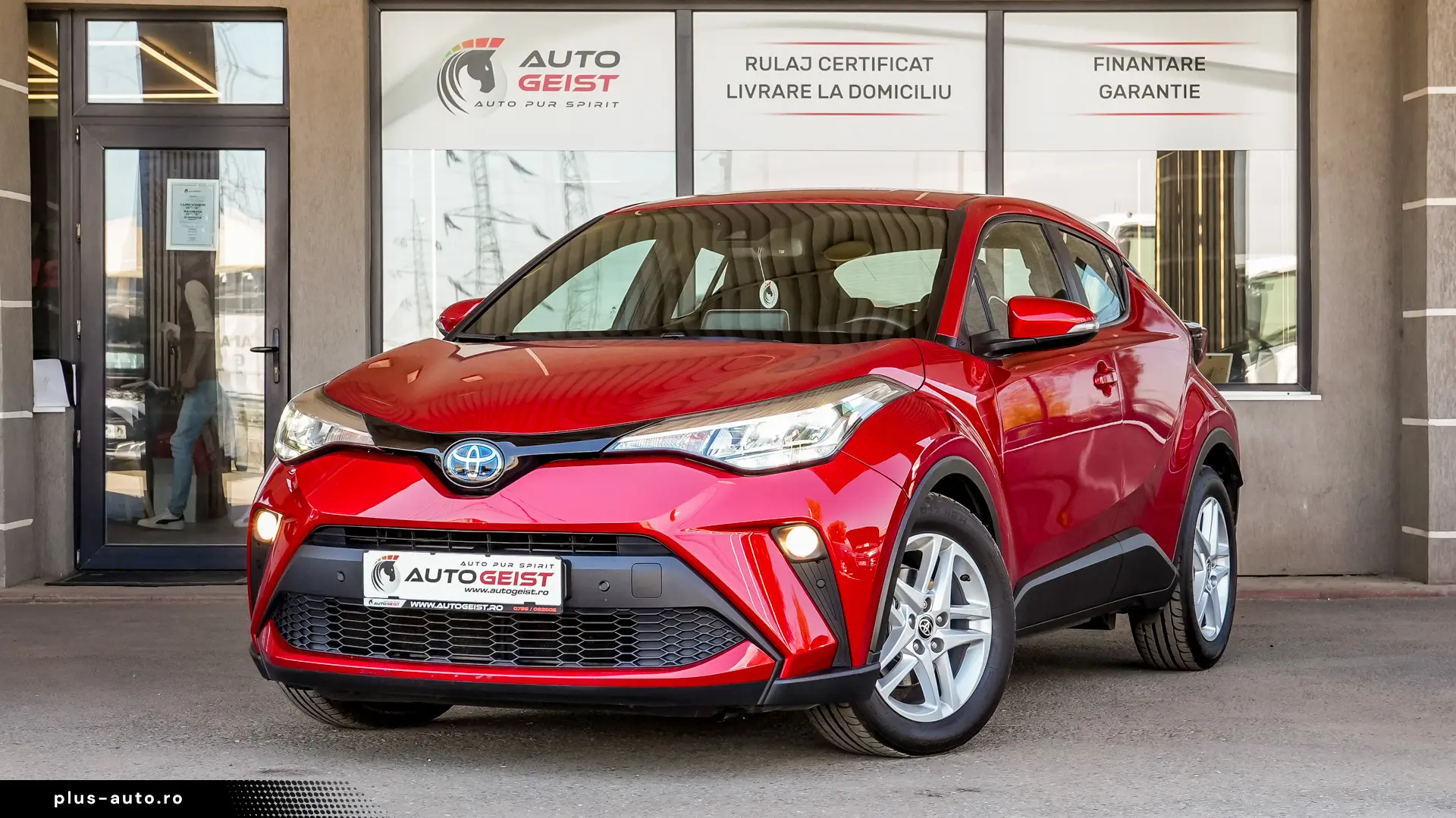 Toyota C-hr HYBRIDE 1.8L DYNAMIC BUSINESS
