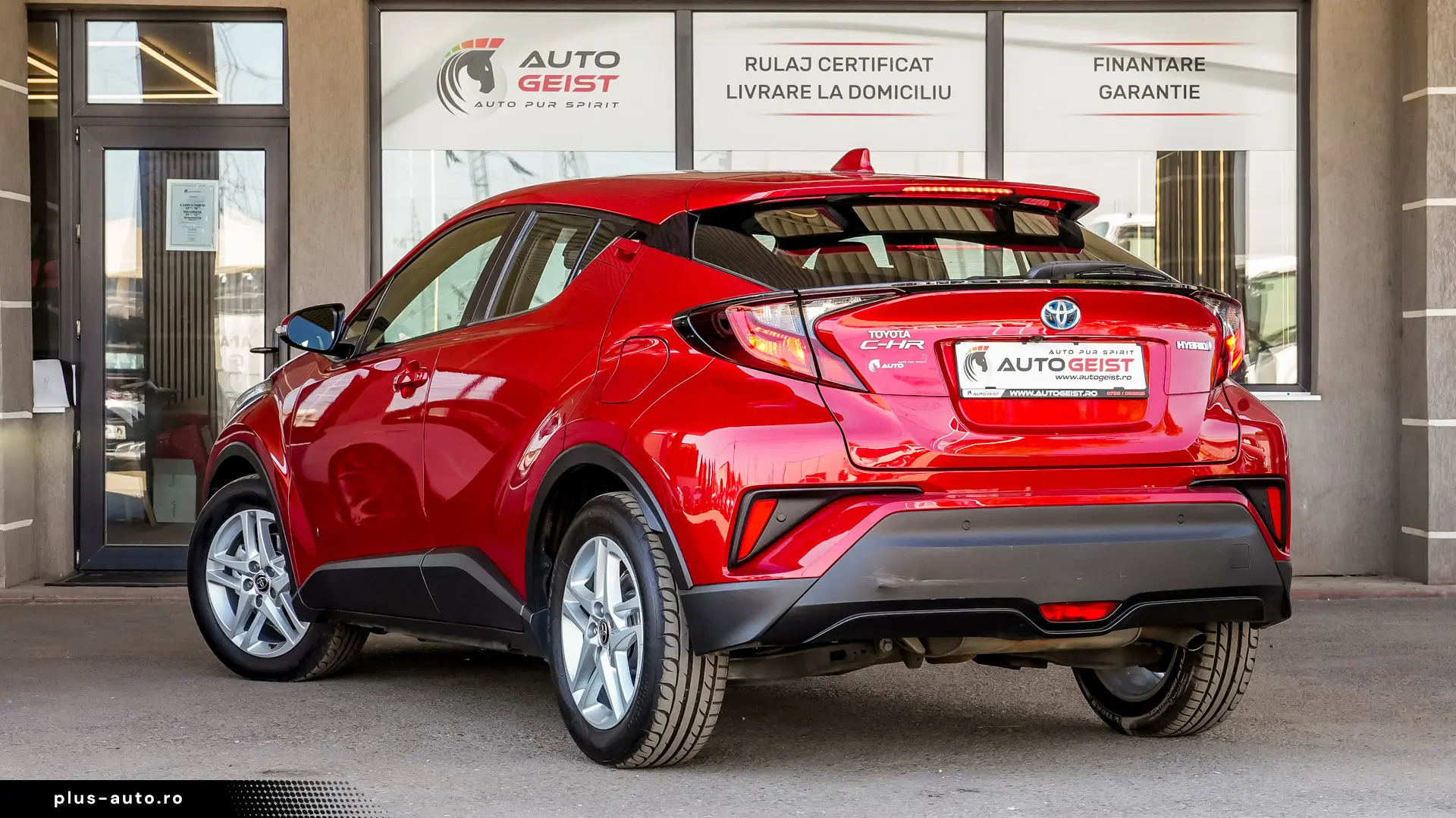 Toyota C-hr HYBRIDE 1.8L DYNAMIC BUSINESS