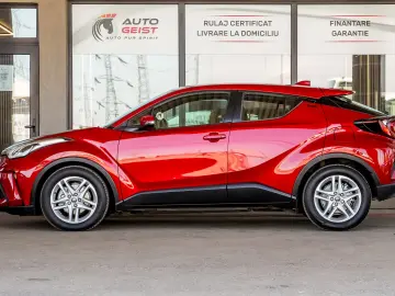 Toyota C-hr HYBRIDE 1.8L DYNAMIC BUSINESS