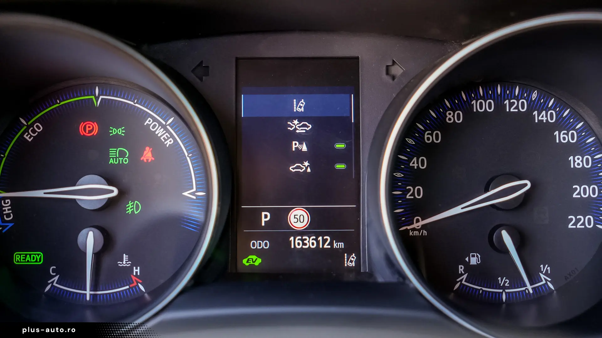 Toyota C-hr HYBRIDE 1.8L DYNAMIC BUSINESS