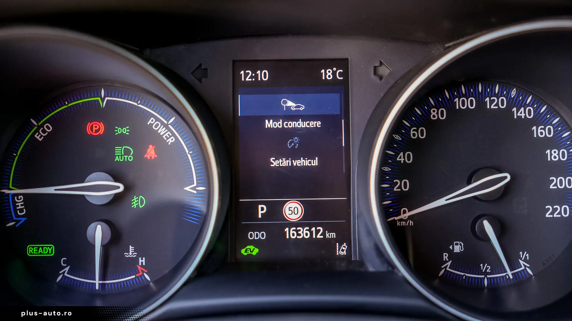 Toyota C-hr HYBRIDE 1.8L DYNAMIC BUSINESS