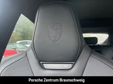 Porsche Macan Turbo BOSE