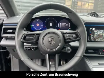 Porsche Macan Turbo BOSE