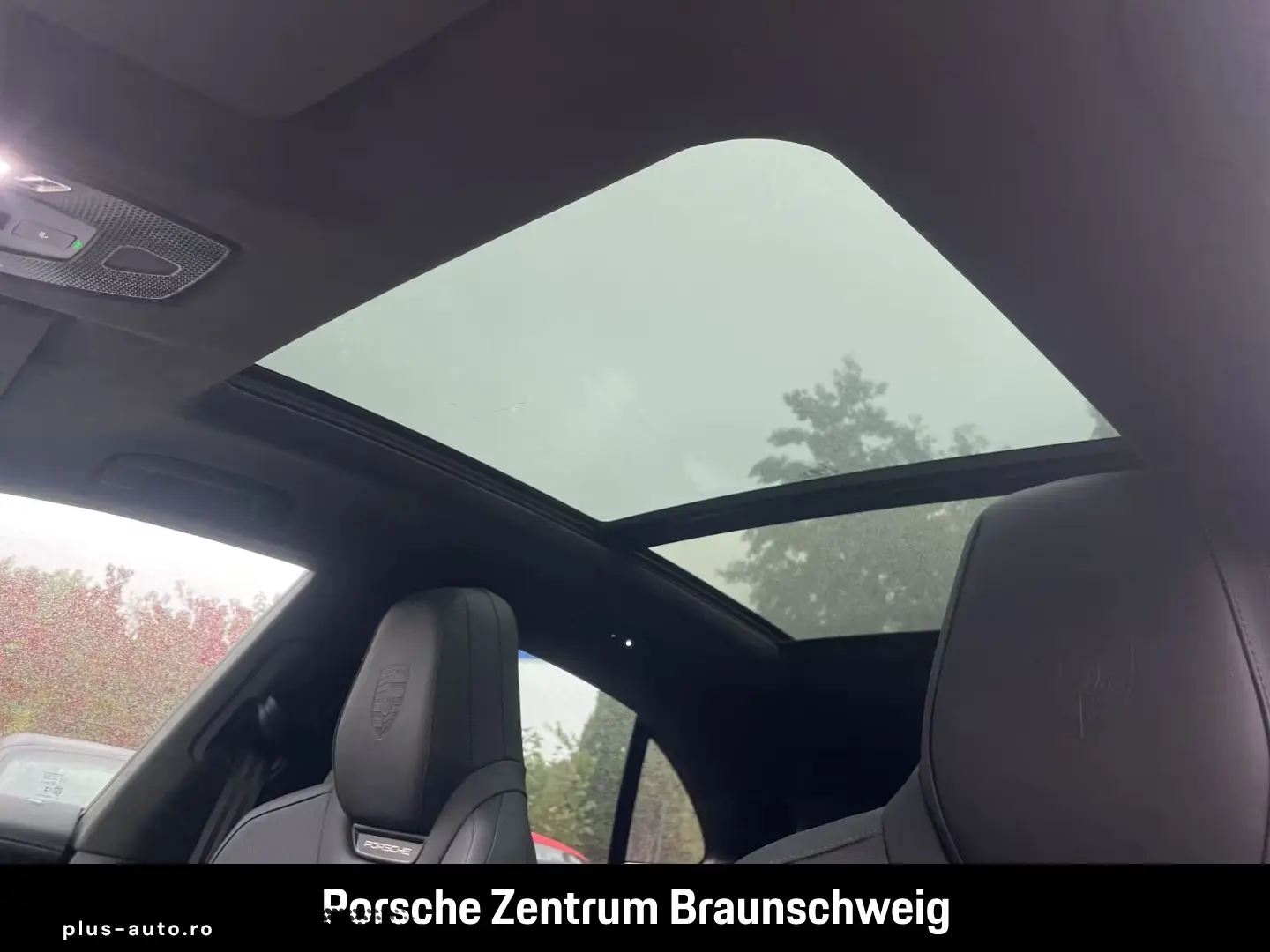 Porsche Macan Turbo BOSE