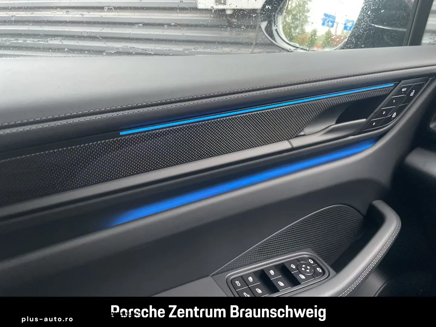Porsche Macan Turbo BOSE