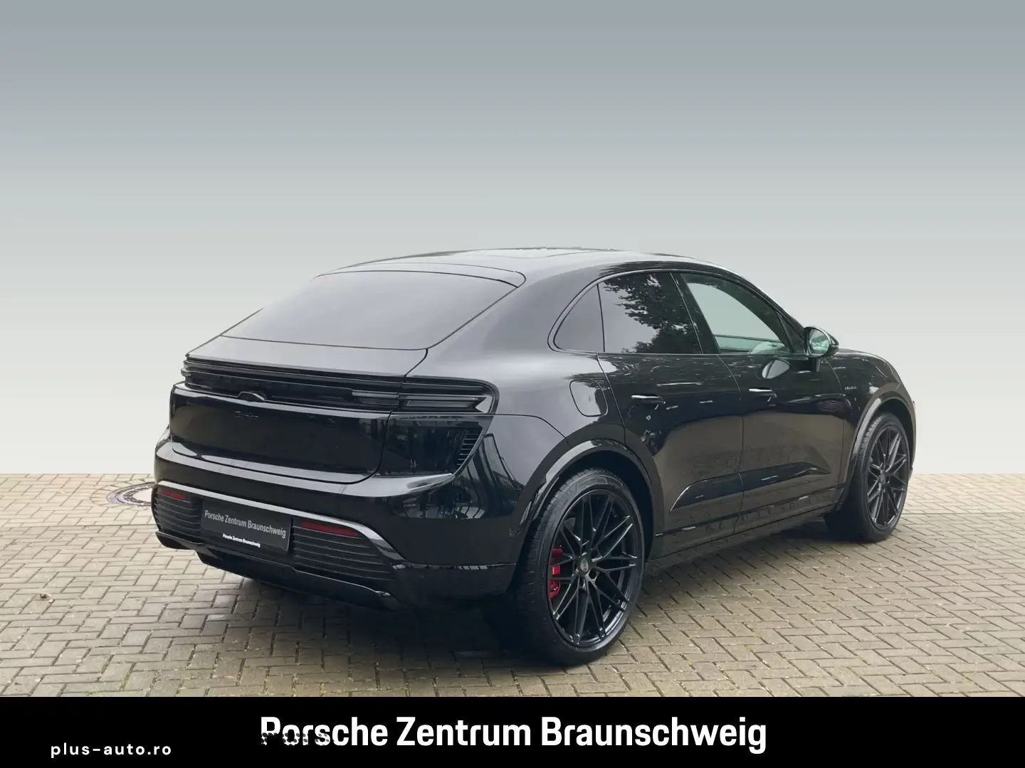 Porsche Macan Turbo BOSE