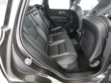 VOLVO XC60 Plus Dark Plug-In Hybrid AWD SELEKT 24 MTE!