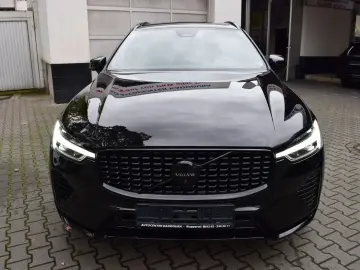 VOLVO XC60 T6 Plus Black Edition Head-Up 360 Pano H&K