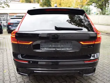 VOLVO XC60 T6 Plus Black Edition Head-Up 360 Pano H&K