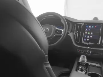 VOLVO XC60 T6 AWD Plug-in Hybrid Ultra Bright B&W HUD