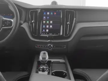 VOLVO XC60 T6 AWD Plug-in Hybrid Ultra Bright B&W HUD