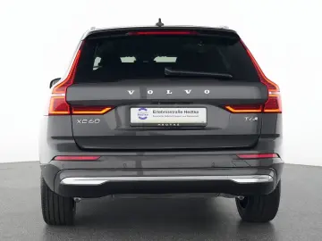 VOLVO XC60 T6 AWD Plug-in Hybrid Ultra Bright B&W HUD
