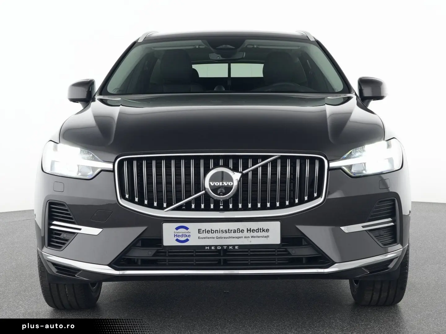 VOLVO XC60 T6 AWD Plug-in Hybrid Ultra Bright B&W HUD