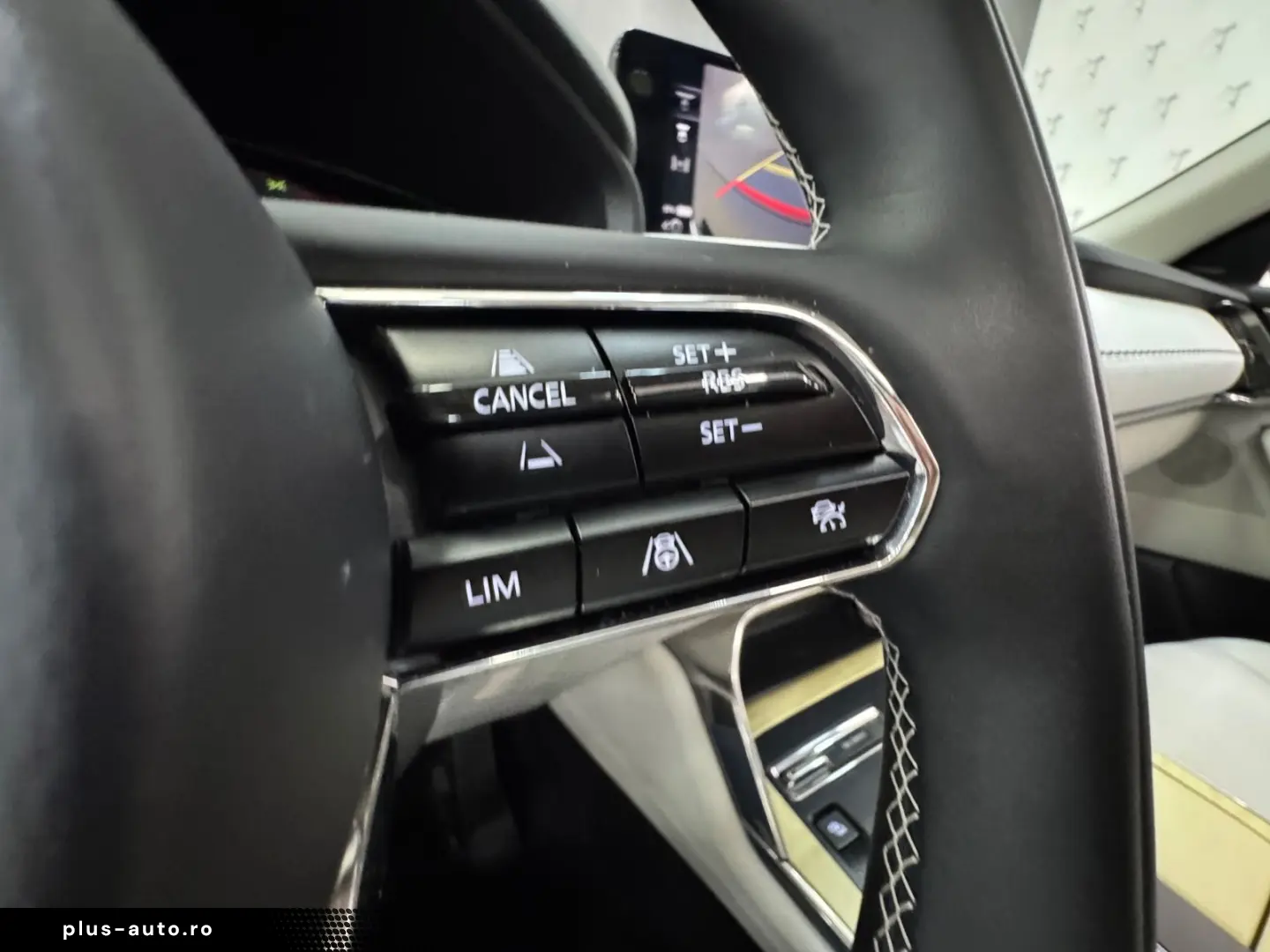 MAZDA CX-80 Takumi Plus PHEV (6 Sitze)  BOSE PANO 360