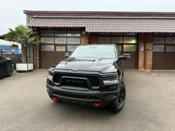 DODGE EU-RAM REBEL 1HAND LPG 12 NAVI DIGITAL TACHO