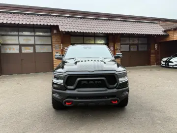 DODGE EU-RAM REBEL 1HAND LPG 12 NAVI DIGITAL TACHO