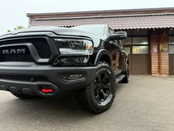 DODGE EU-RAM REBEL 1HAND LPG 12 NAVI DIGITAL TACHO