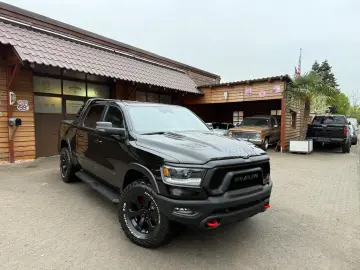 DODGE EU-RAM REBEL 1HAND LPG 12 NAVI DIGITAL TACHO