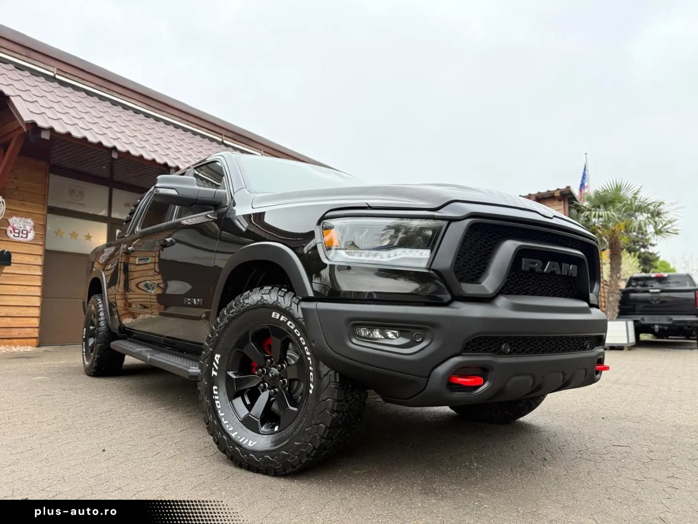 DODGE EU-RAM REBEL 1HAND LPG 12 NAVI DIGITAL TACHO