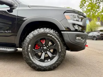 DODGE EU-RAM REBEL 1HAND LPG 12 NAVI DIGITAL TACHO