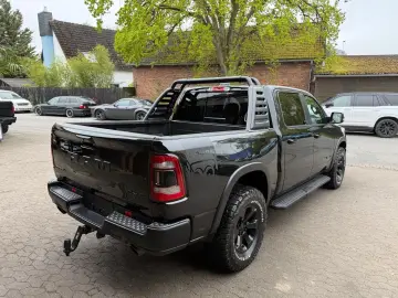 DODGE EU-RAM REBEL 1HAND LPG 12 NAVI DIGITAL TACHO