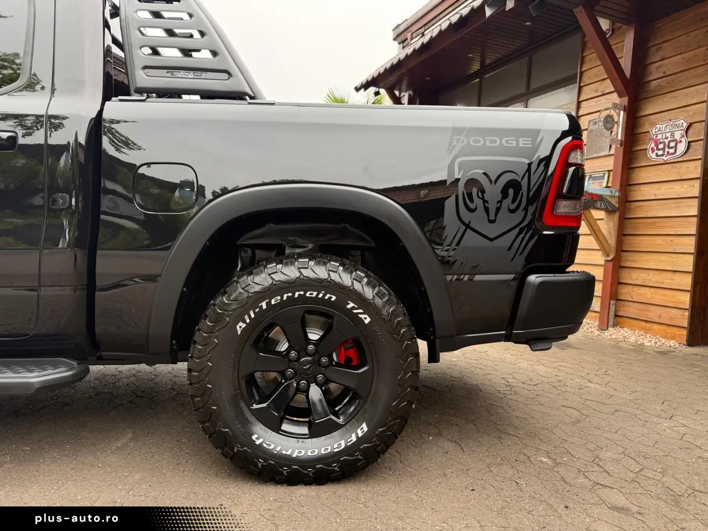 DODGE EU-RAM REBEL 1HAND LPG 12 NAVI DIGITAL TACHO