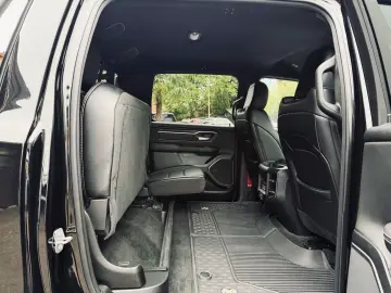 DODGE EU-RAM REBEL 1HAND LPG 12 NAVI DIGITAL TACHO