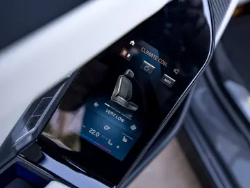 BMW 750e xDrive