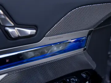 BMW 750e xDrive