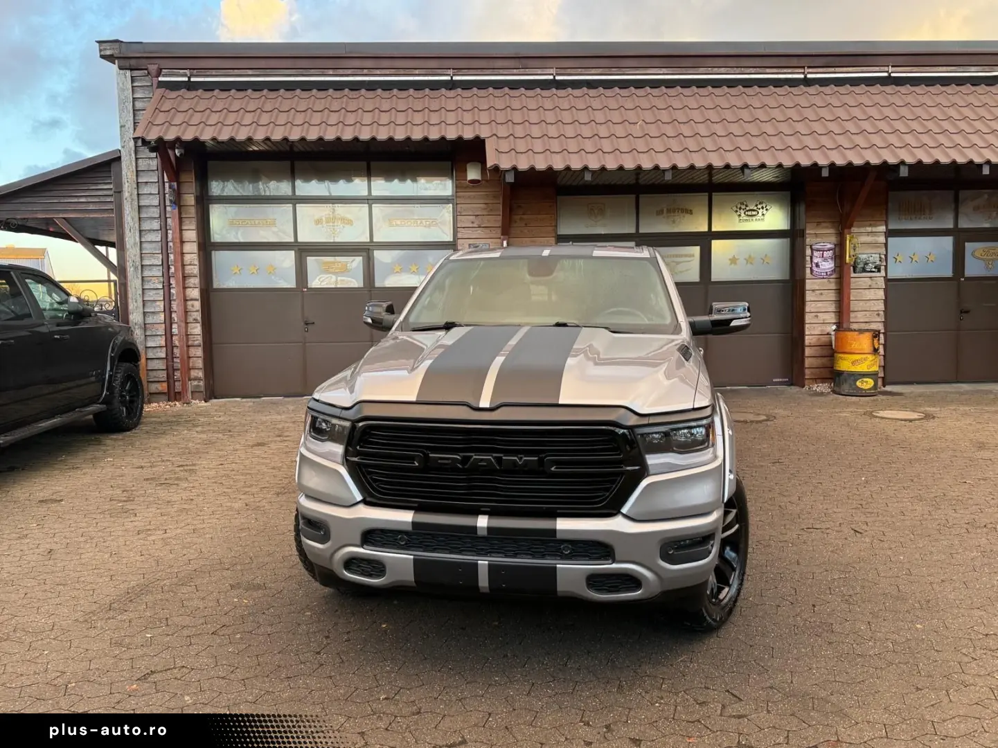 DODGE V8 AHK NAVI LONGBED OFFROAD ALCANTARA LIFT LED