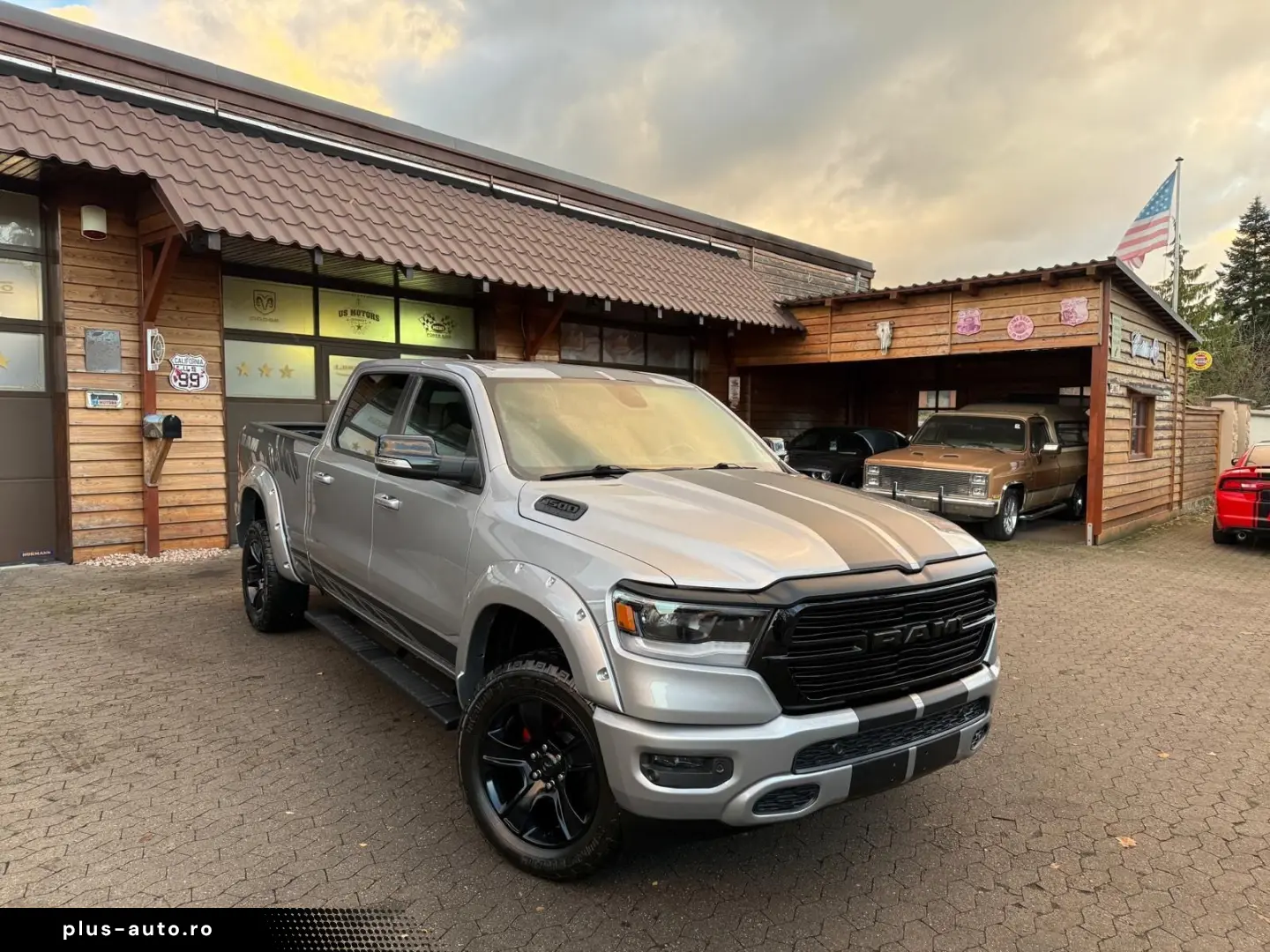 DODGE V8 AHK NAVI LONGBED OFFROAD ALCANTARA LIFT LED