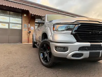 DODGE V8 AHK NAVI LONGBED OFFROAD ALCANTARA LIFT LED