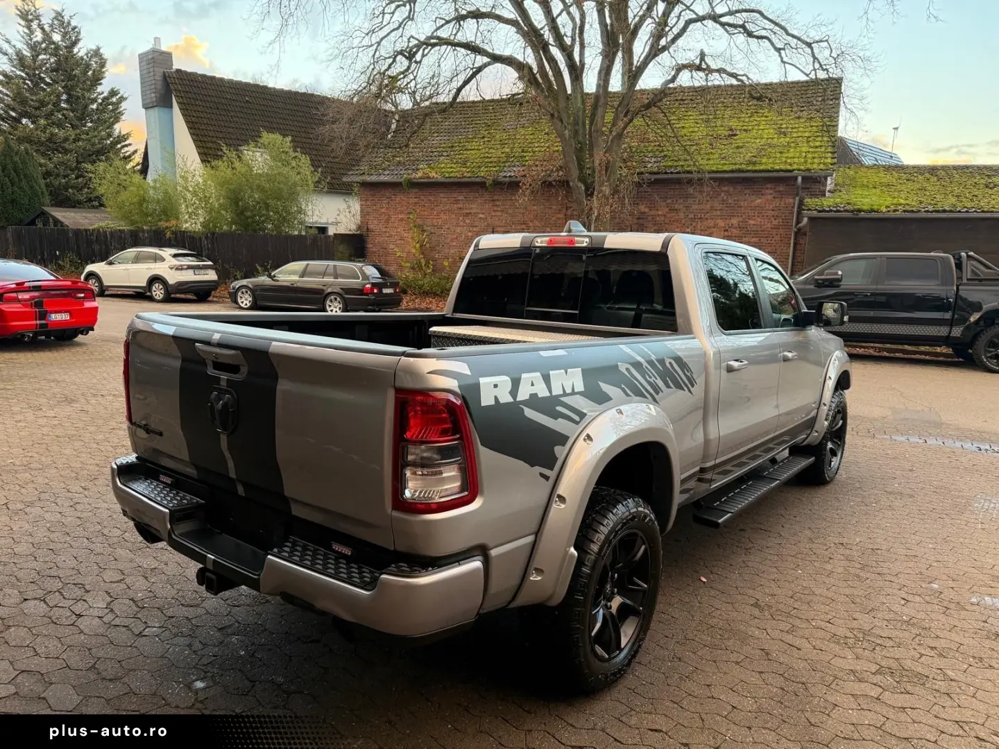 DODGE V8 AHK NAVI LONGBED OFFROAD ALCANTARA LIFT LED