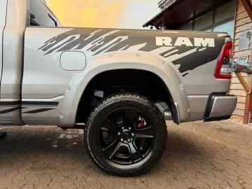 DODGE V8 AHK NAVI LONGBED OFFROAD ALCANTARA LIFT LED