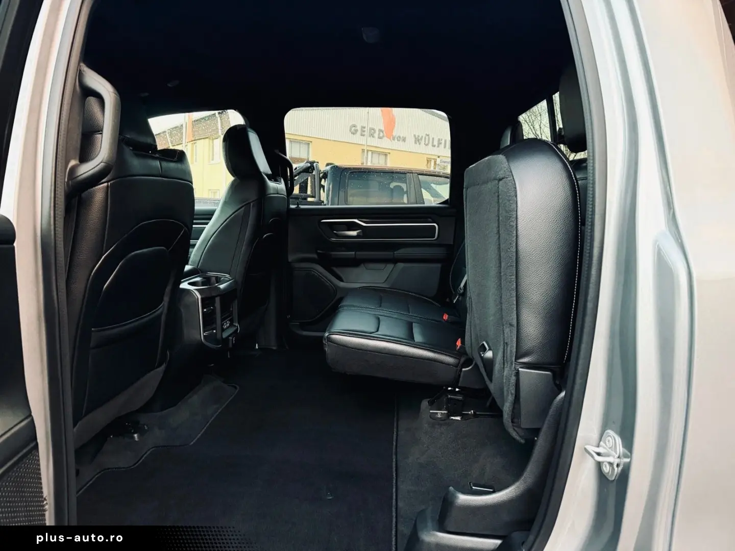 DODGE V8 AHK NAVI LONGBED OFFROAD ALCANTARA LIFT LED