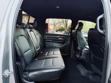 DODGE V8 AHK NAVI LONGBED OFFROAD ALCANTARA LIFT LED
