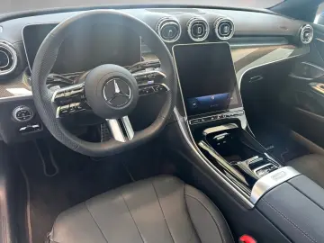 MERCEDES-BENZ CLE 200 Cabriolet AMG AHK Burmester Vollleder