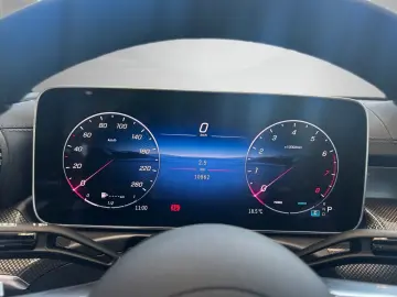 MERCEDES-BENZ CLE 200 Cabriolet AMG AHK Burmester Vollleder