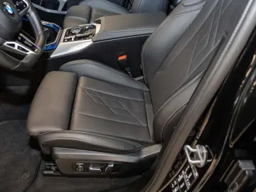 BMW X3 M50i AHK Panorama Navi 360Kamera Leder eSitze