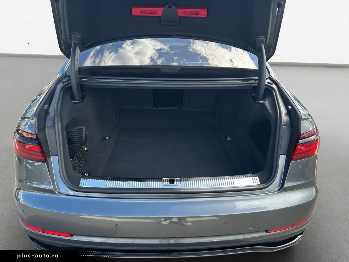 AUDI A8 L 60 TFSI quattro S-LINE NAVI-PLUS MATRIX HUD