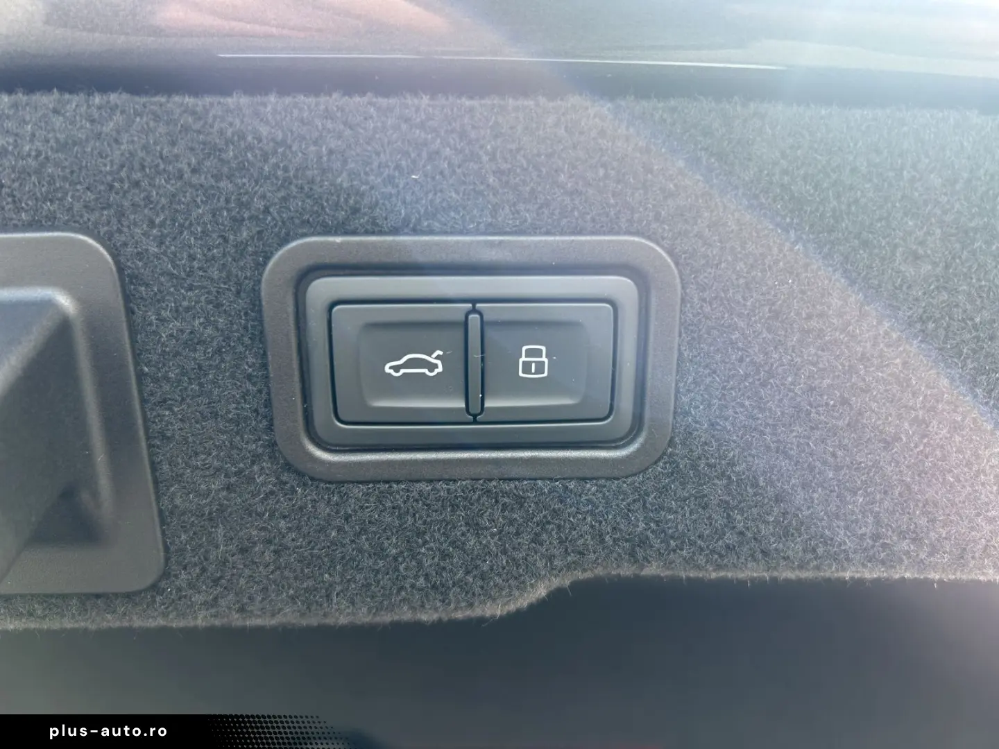 AUDI A8 L 60 TFSI quattro S-LINE NAVI-PLUS MATRIX HUD